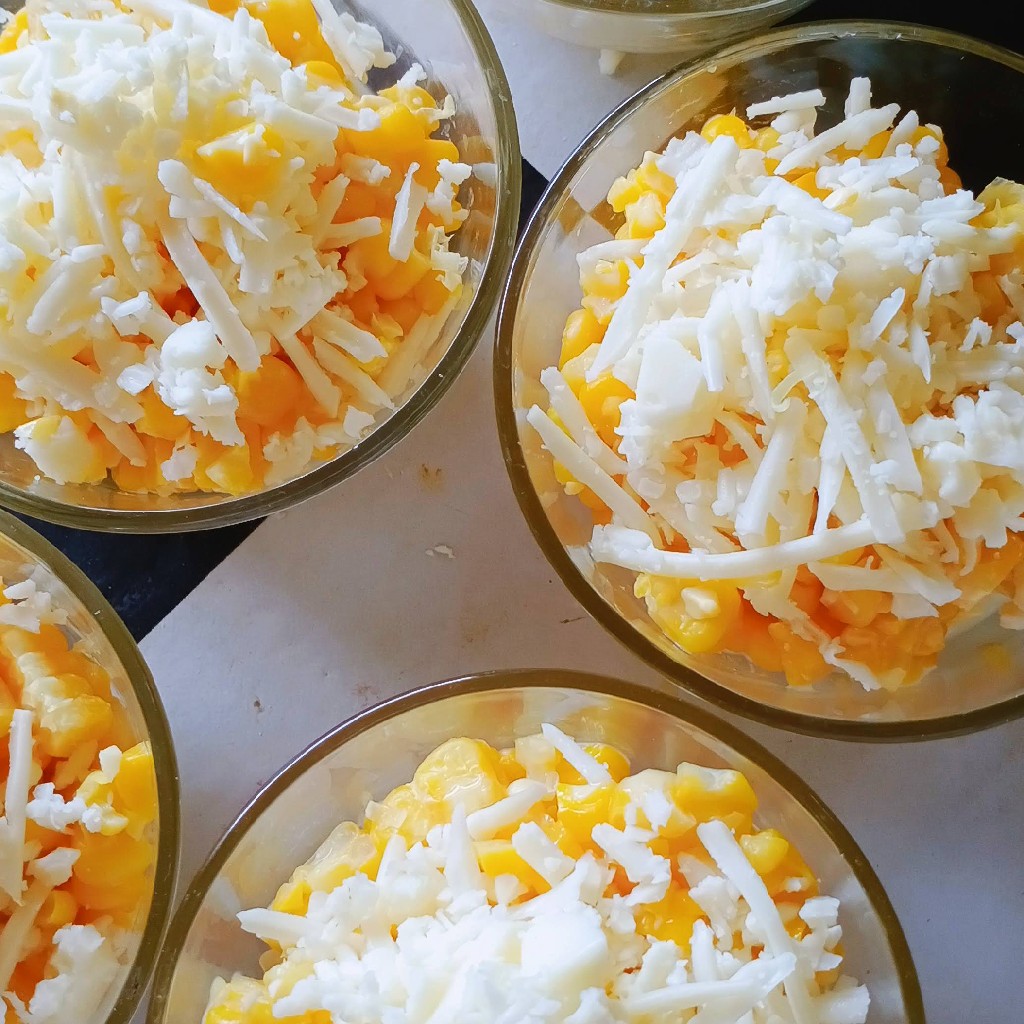 Jasuke (Jagung Susu Keju)