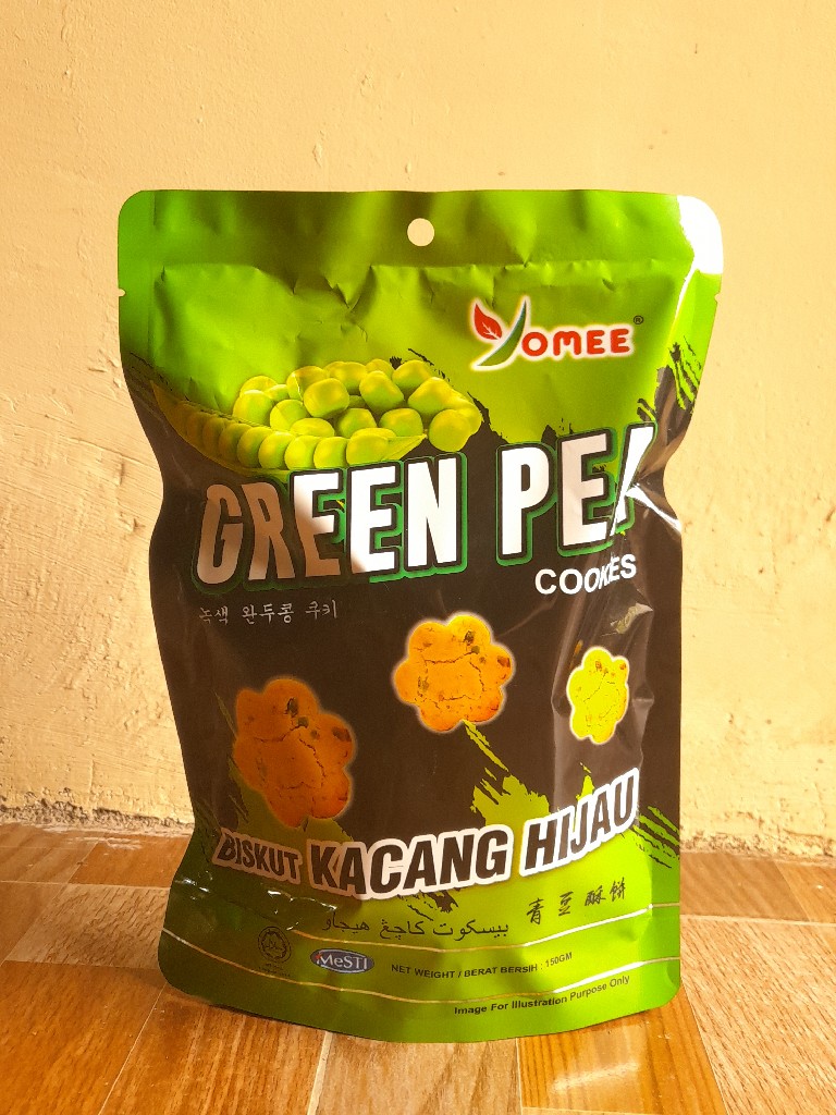 Biskuit Kacang Hijau (Green Pea Cookies)